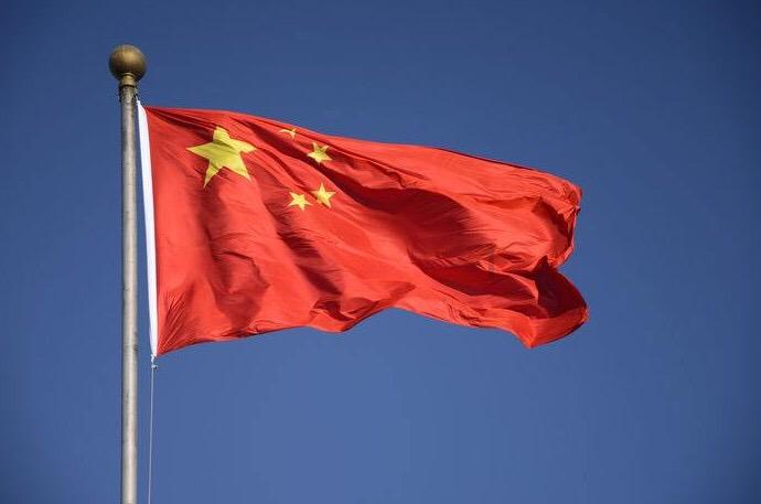 一个人死在外面还可以抬进屋吗?如果抬进屋对活着后人有影响吗？游戏画面